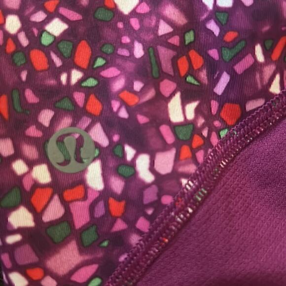 Lululemon Real Quick Crop Leggings Paradise Camo Multi Regal Plum Size 4 - Picture 10 of 10